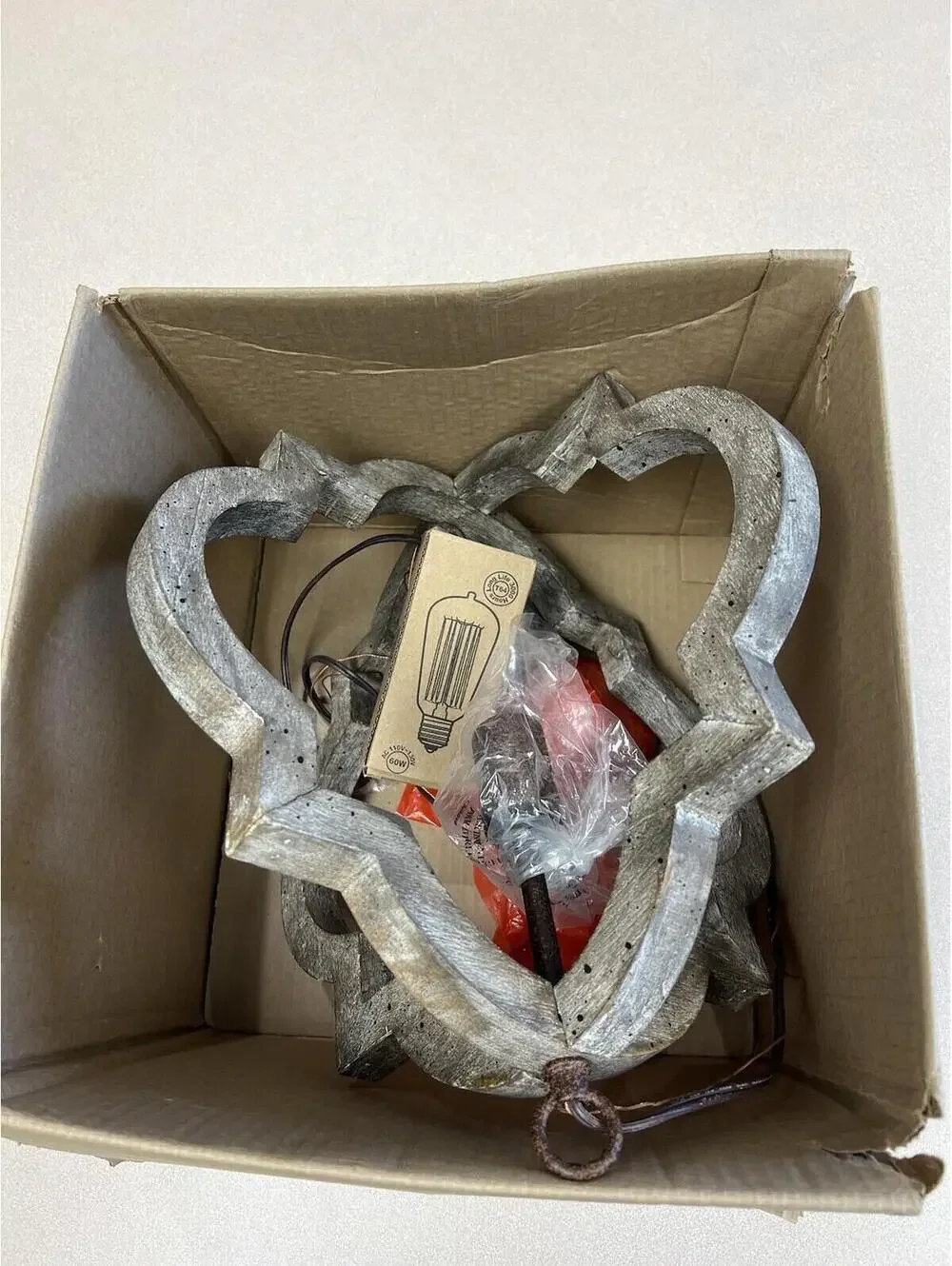 Hanging Light Fixture Beachy driftwood look. aprox 11”x16” comes w/ edison bulb